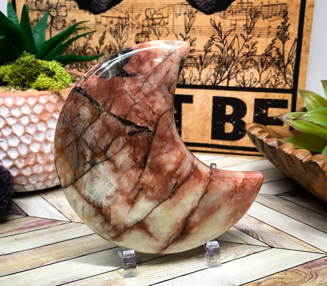 Fusion Feldspar Moon  for Finding Unconventional Ways To Achieve Your Goals by Stimulating Creative Thinking