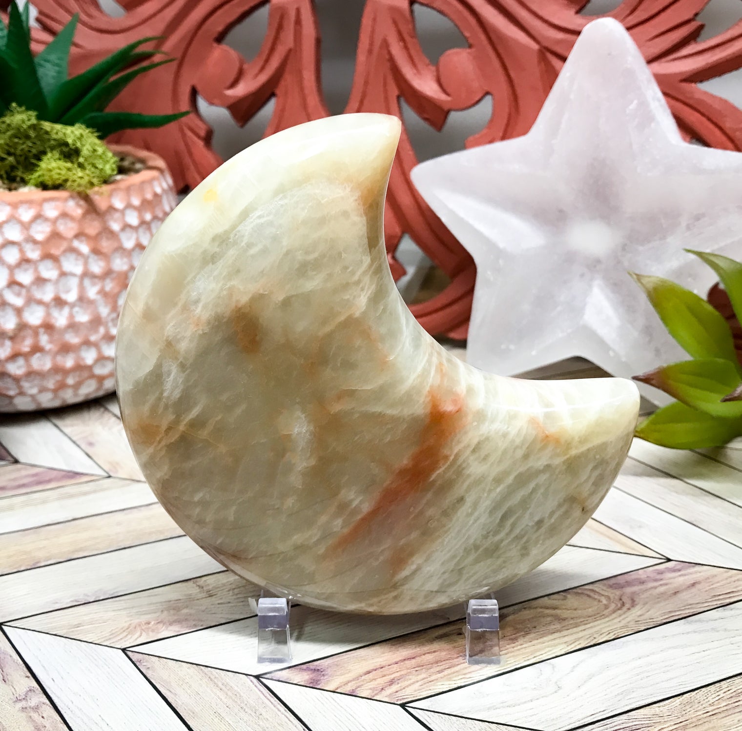 Fusion Feldspar Moon  for Finding Unconventional Ways To Achieve Your Goals by Stimulating Creative Thinking