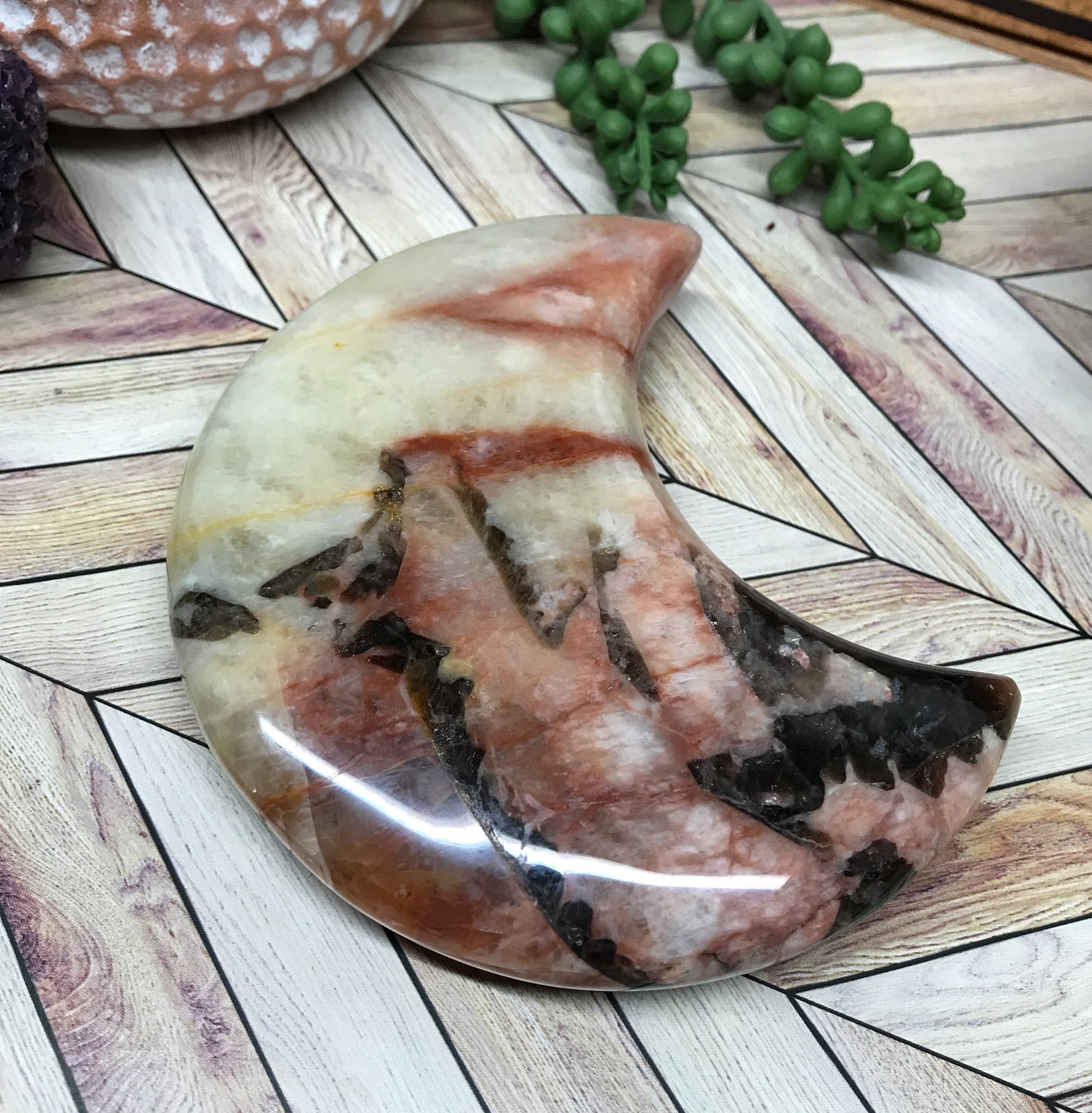 Fusion Feldspar Moon  for Finding Unconventional Ways To Achieve Your Goals by Stimulating Creative Thinking