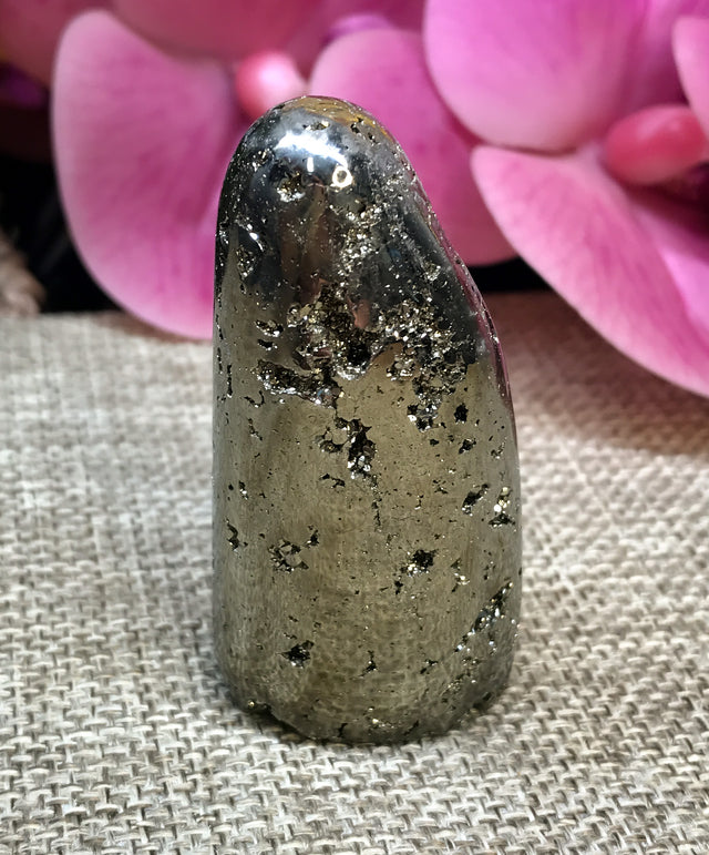 Iron Pyrite Freeform for Boosting Energy Levels, Attracts Abundance & Helps You To Live Life To The Fullest