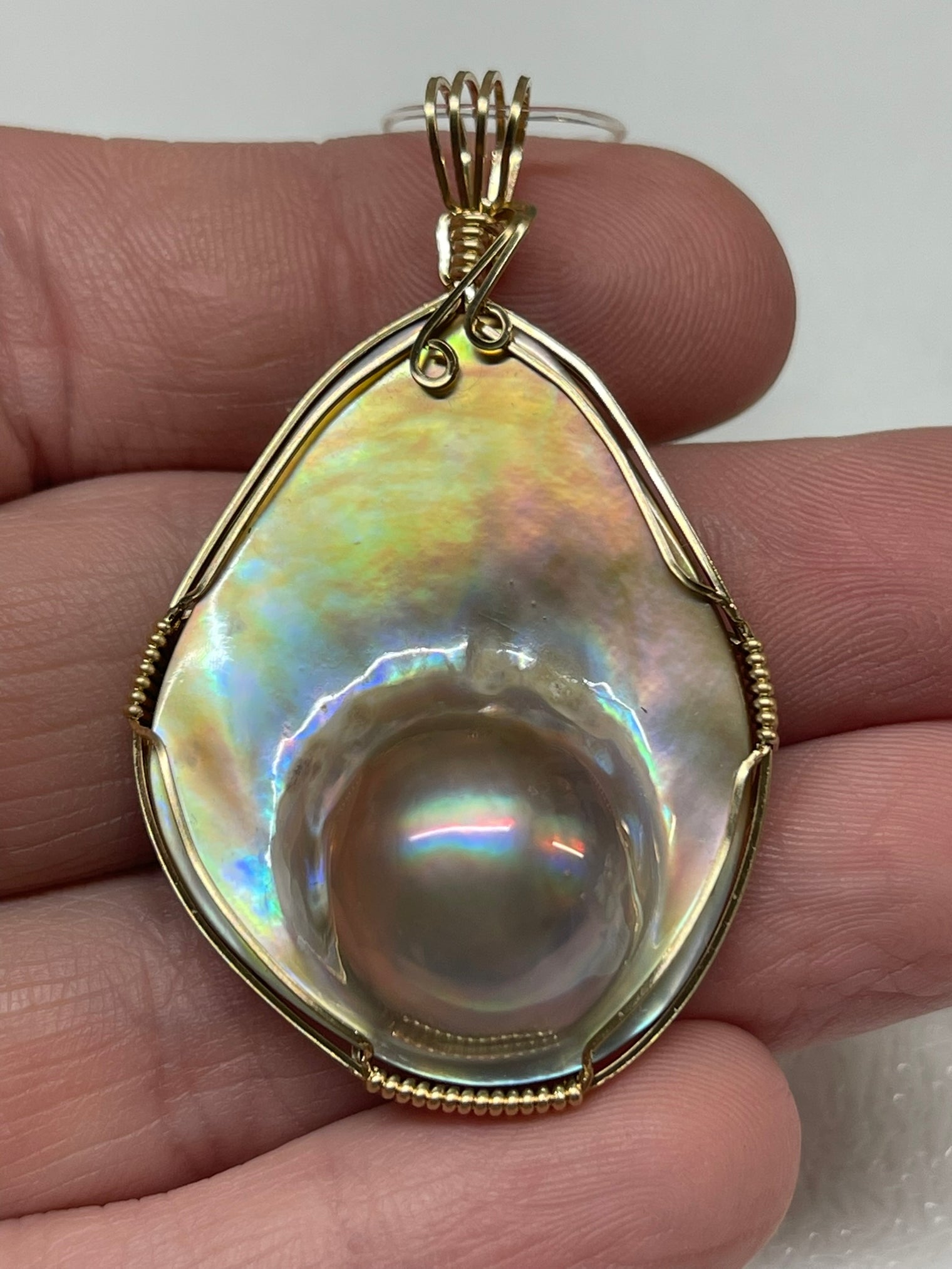 Mabe Pearl Pendant for Elegance, Grace & Feminine Energy