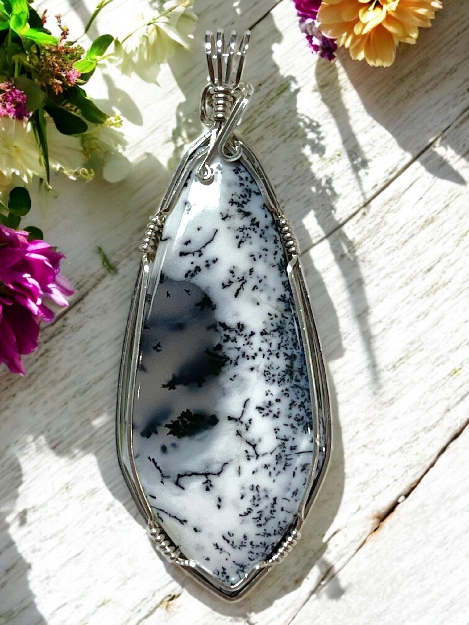 Snow Scene Agate Pendant for Meditation, Dreamwork & Clearing Mental Clutter