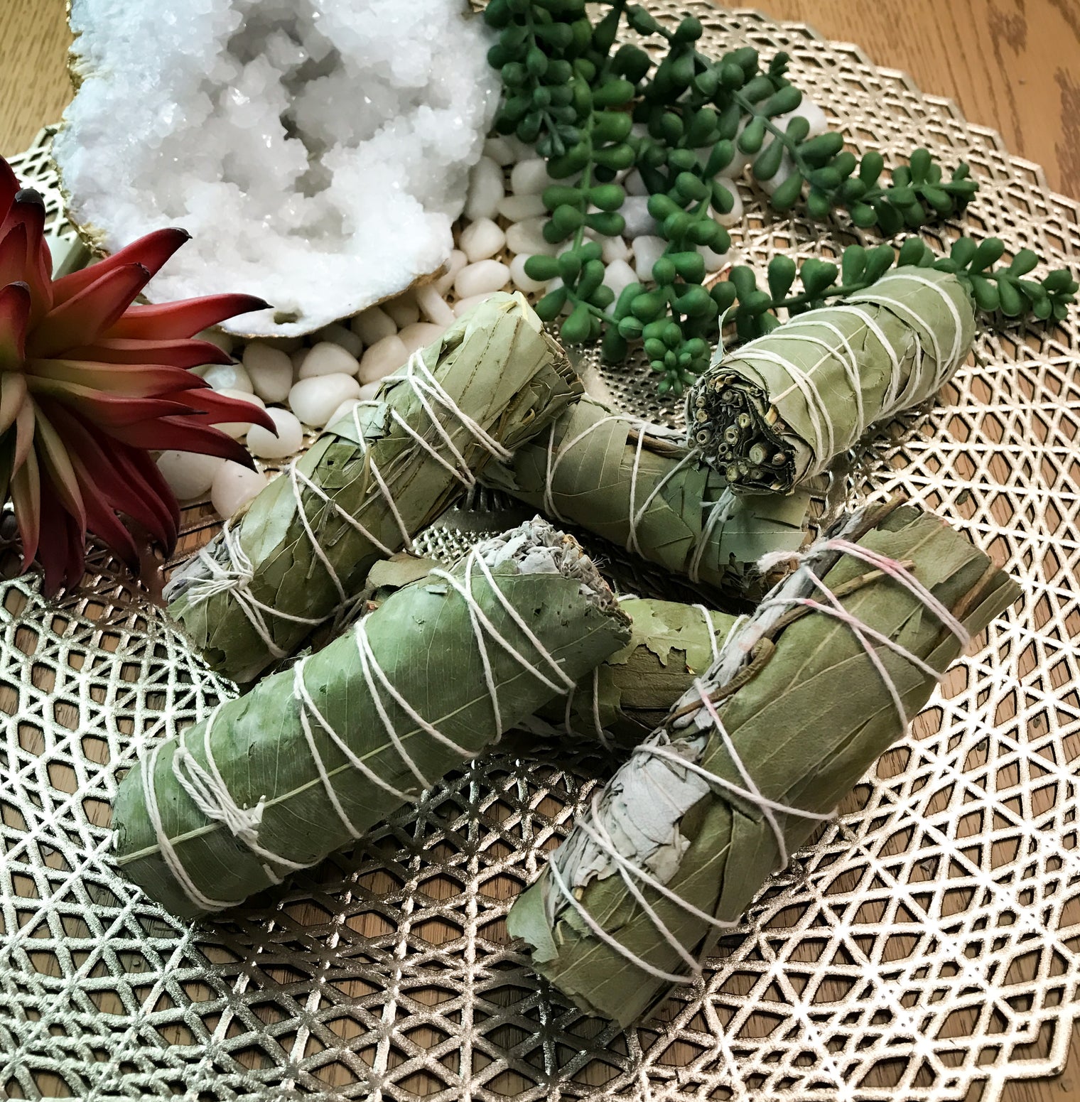 Eucalyptus & White Sage Smudge Stick for Balance, Stability & Concentration