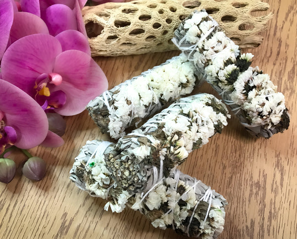 White Sinuata Flower & White Sage Smudge Stick for Grounding, Trust & Dignity