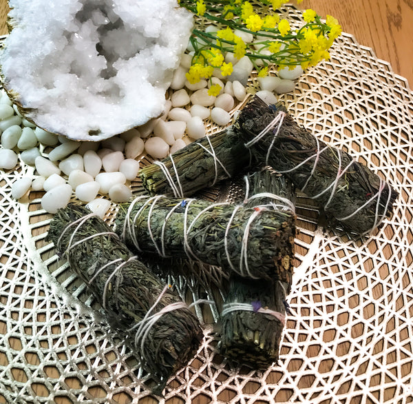 Mugwort Smudge Stick for Promoting Vivid Dreams, Enhancing Psychic Abilities & Safe Astral Projection